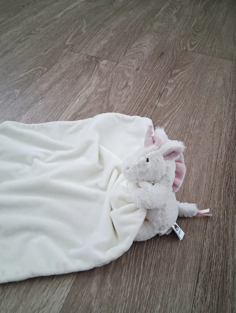 Jellycat Bashful Unicorn Soother In Cream Baby Lovey Security Blanket Plush